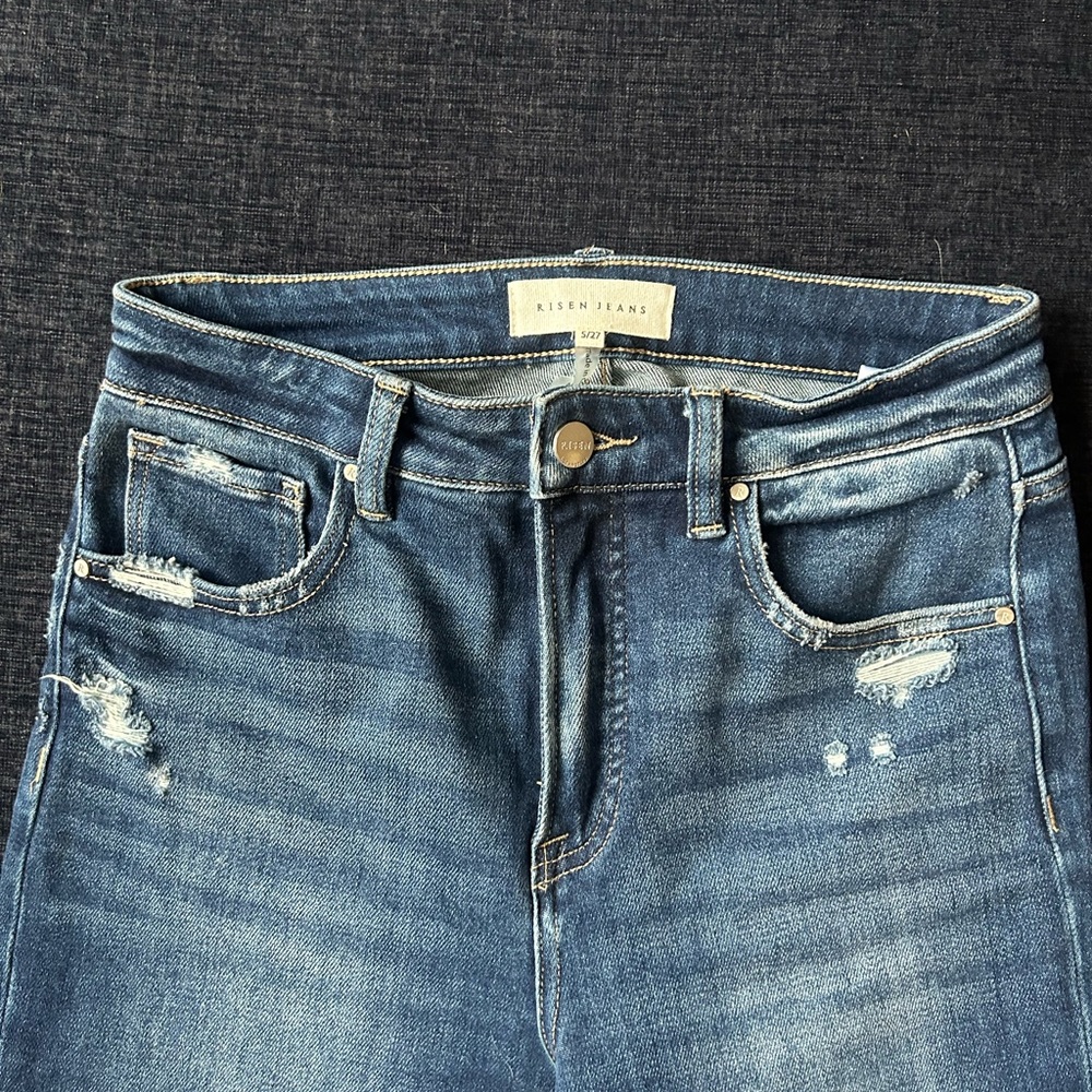 Aisen Jeans High Rise Distressed Blue Denim